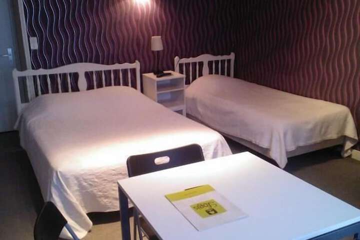 Room 17 of 62