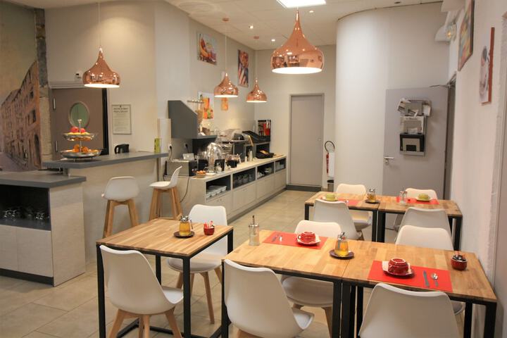 Breakfast/Coffee Service 59 of 74