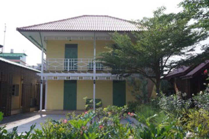 Hotel 7 of 21