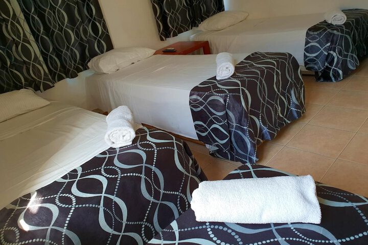 Room 10 of 50