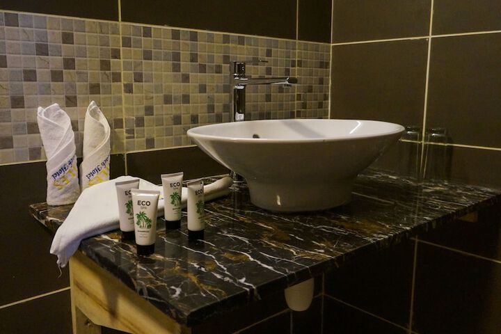 Clean Restrooms