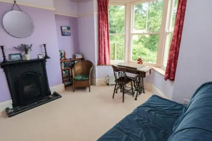 Room 2 of 19