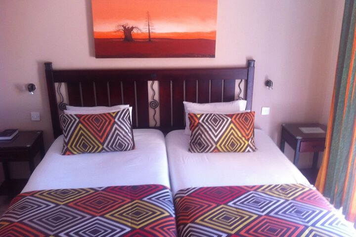 Room 2 of 35