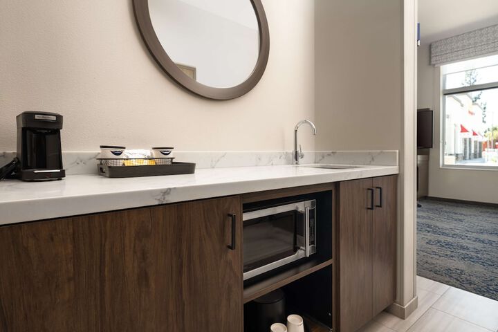 Minibar