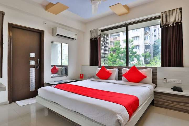 Room 15 of 19
