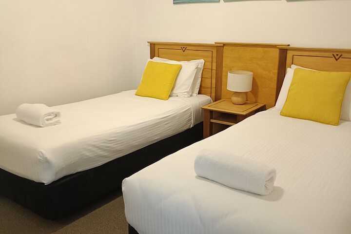Room 16 of 272