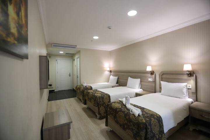 Room 5 of 35