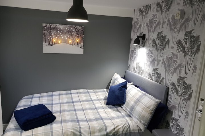 Room 6 of 57