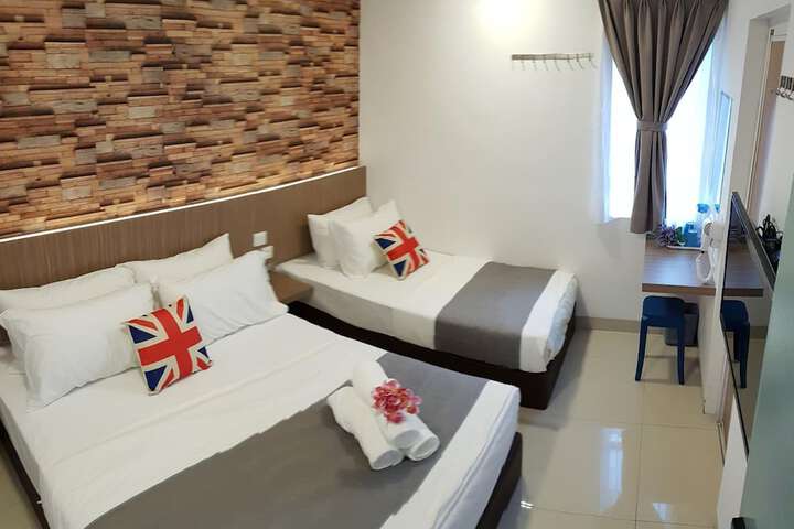 Room 16 of 27
