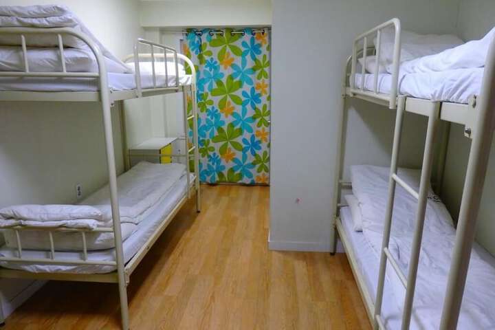 Room 13 of 49