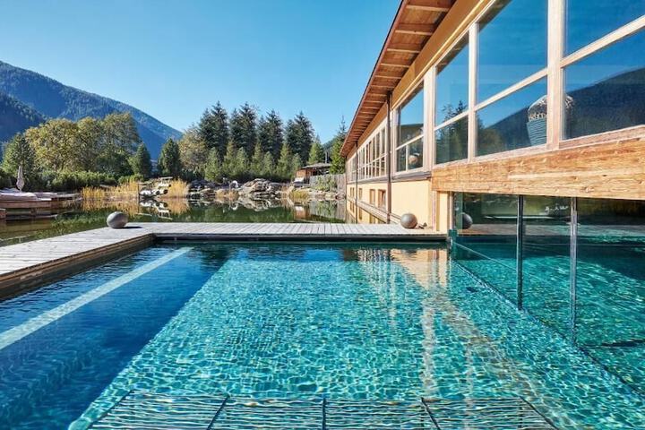 Pool 17 of 31