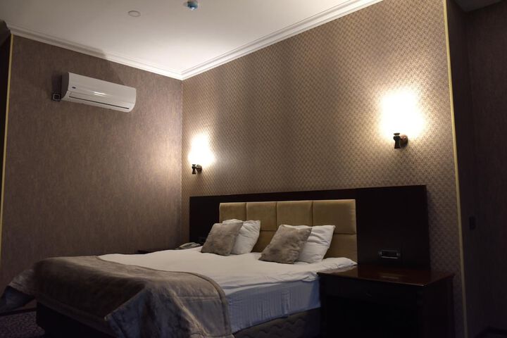 Room 22 of 96