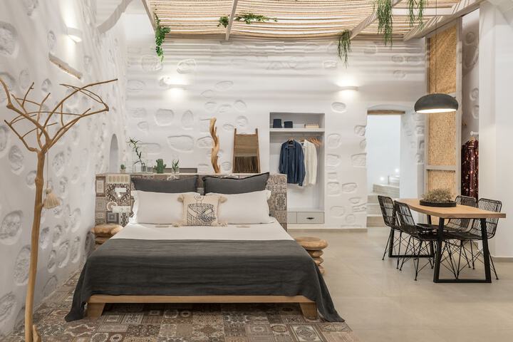 Room 5 of 21