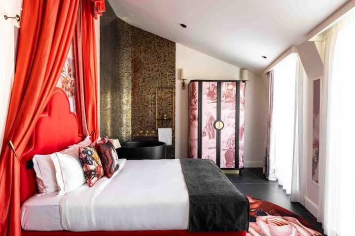 Room 57 of 141