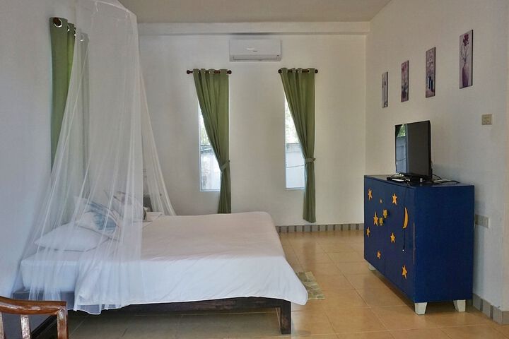 Room 44 of 127