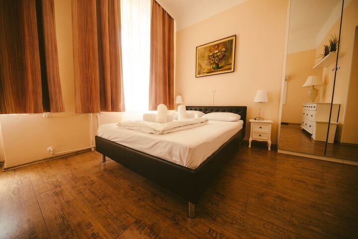 Room 14 of 26