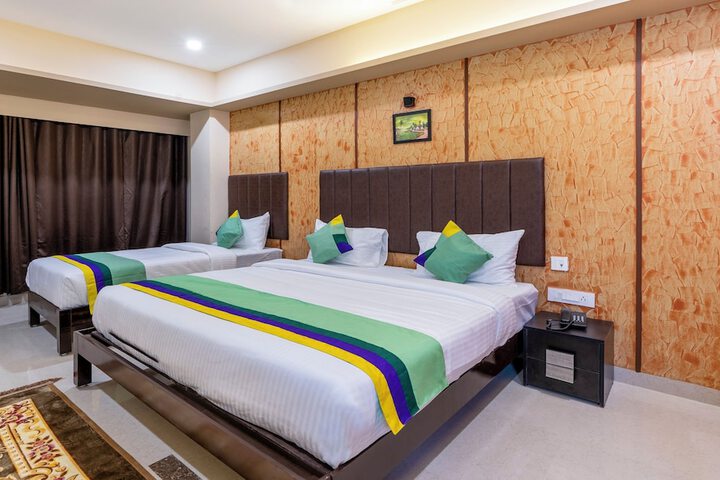 Room 21 of 43