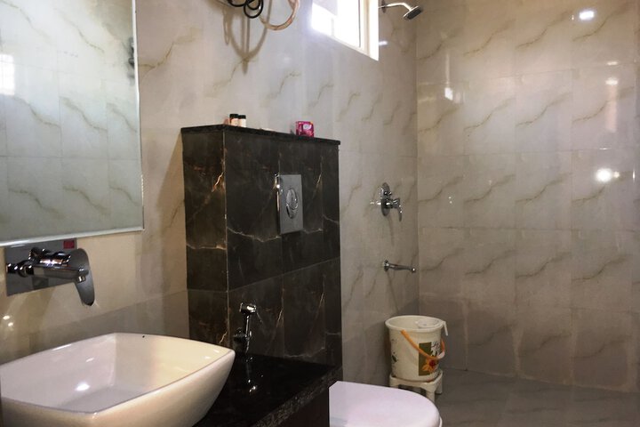 Room 42 of 51