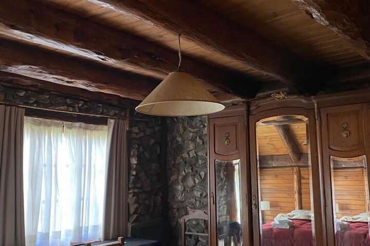 Room 11 of 52