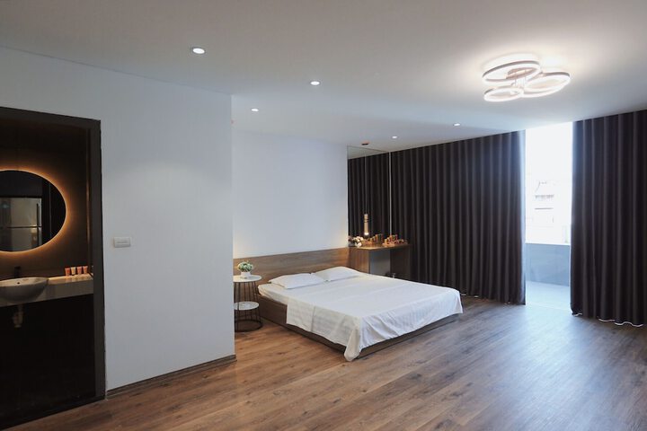Room 16 of 41