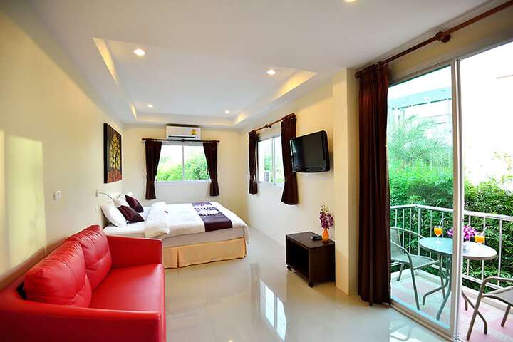 Room 9 of 52