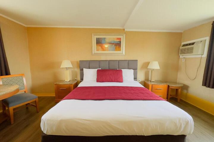 Deluxe Double Room (6 of 8)