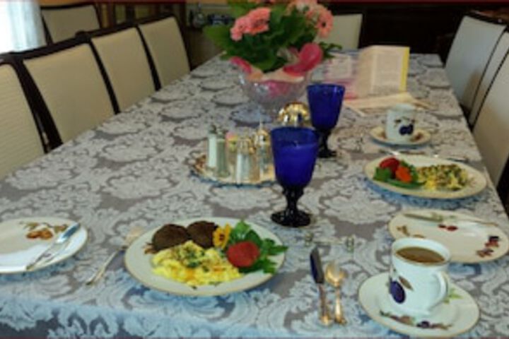 Peaches and Dreams Bed and Breakfast