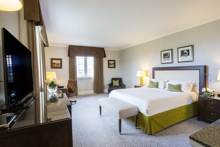 Room 10 of 72
