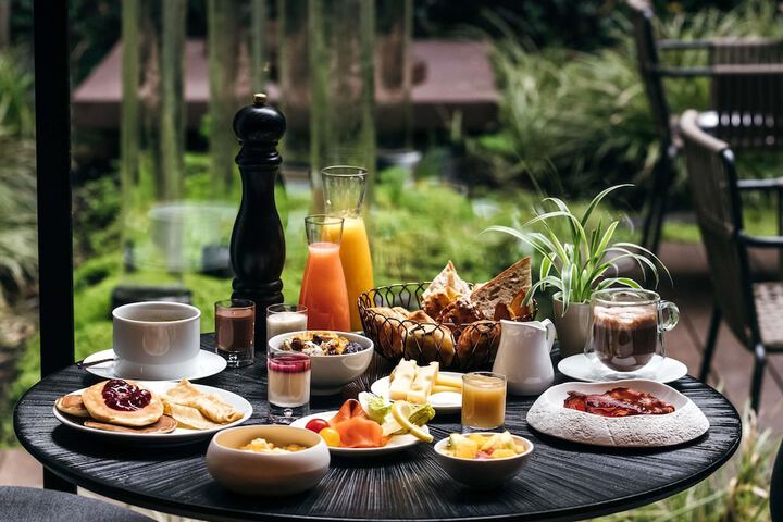 Breakfast/Coffee Service 91 of 149