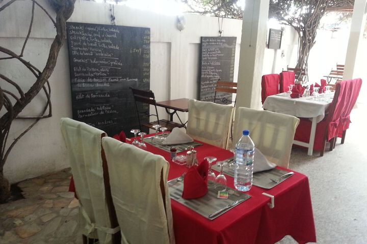 Dining 63 of 69
