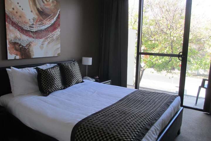 Room 5 of 56