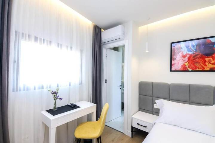 Room 12 of 59