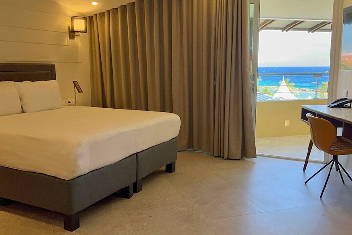 Room 45 of 278