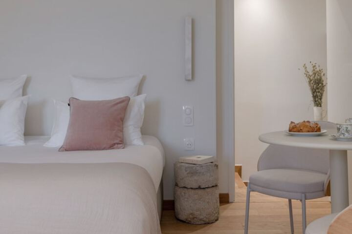 Room 465 of 780