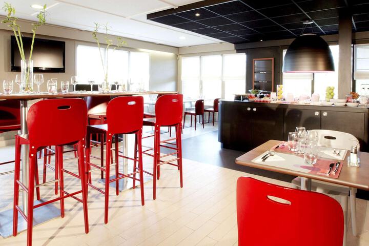 Dining Photos