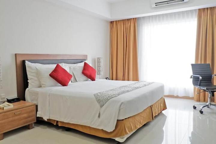 Room 10 of 24