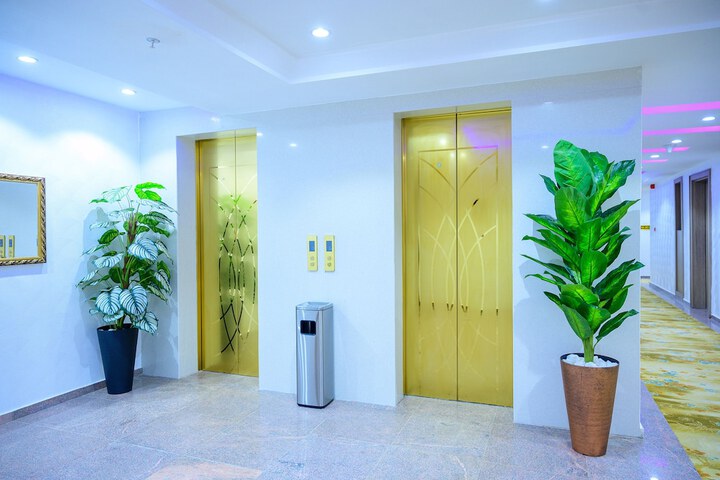 Hotel Interior 137 of 166