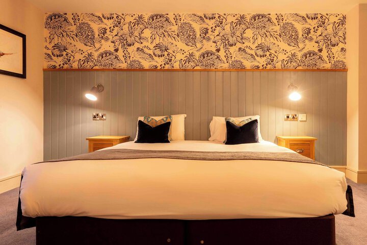 Room 40 of 94