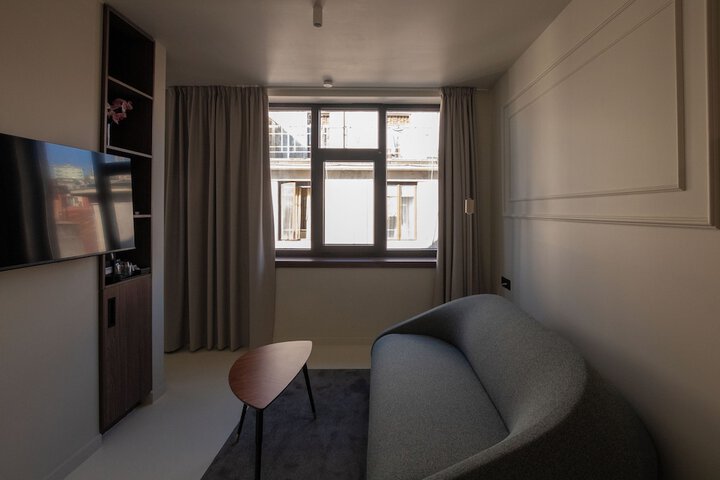 Room 55 of 133