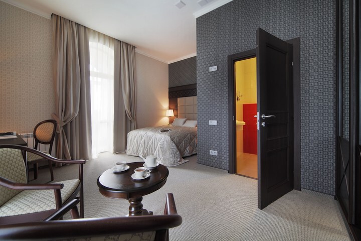 Room 22 of 82