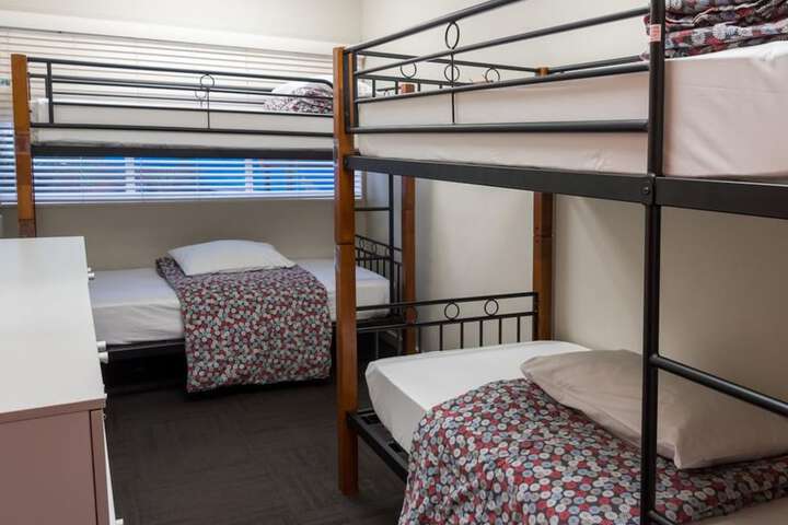 Room 13 of 106