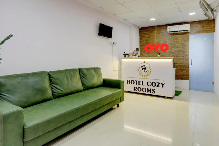 Room 5 of 8