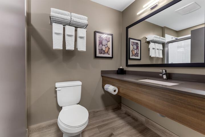 Room 35 of 54