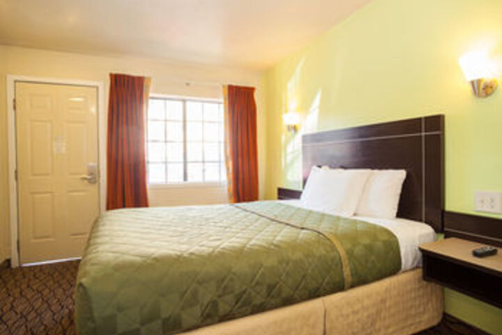 Room 20 of 57