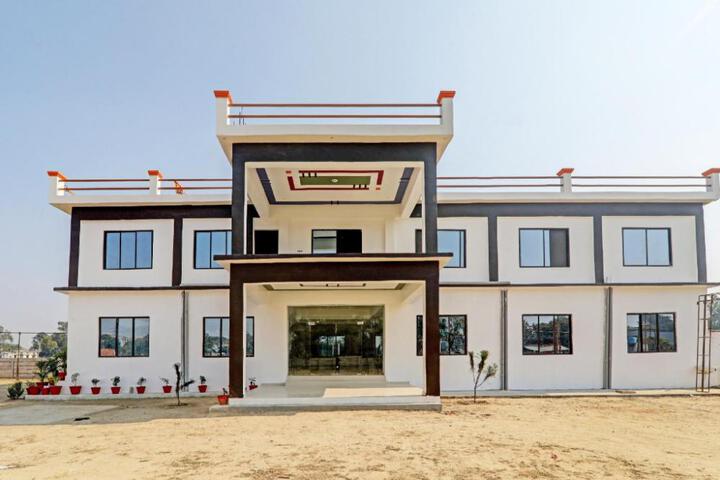 Hotel O Home Purusottam Marriage Lawn & Hotel