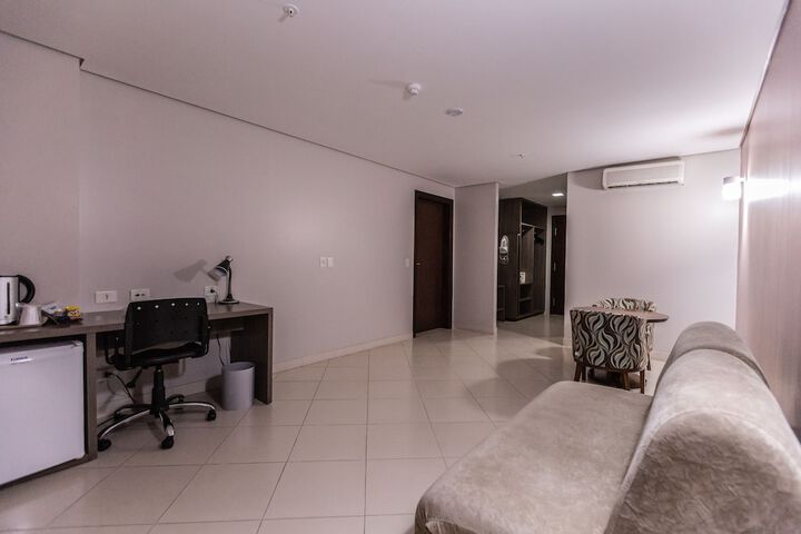 Room 9 of 27