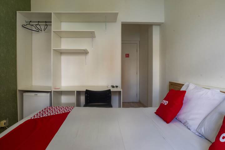 Room 21 of 59