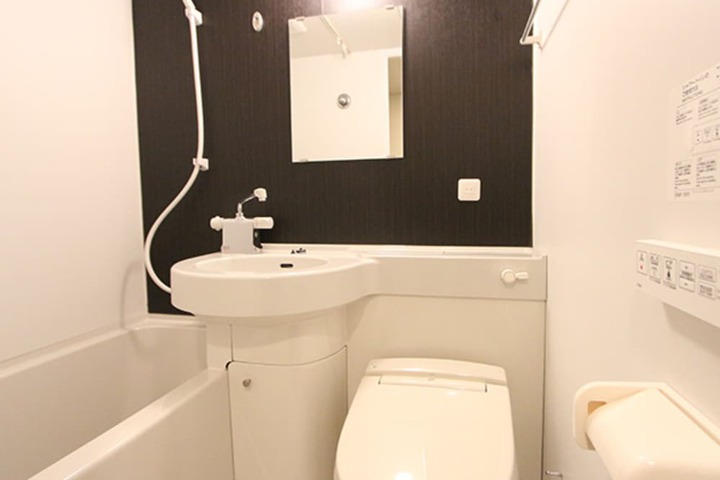 Room 15 of 21
