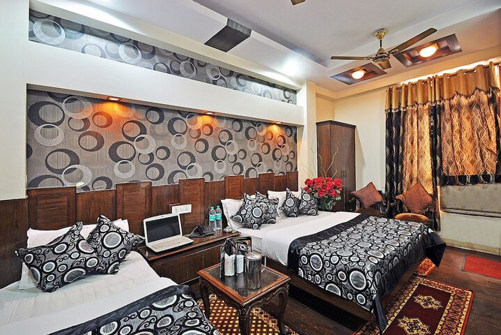Room 32 of 58
