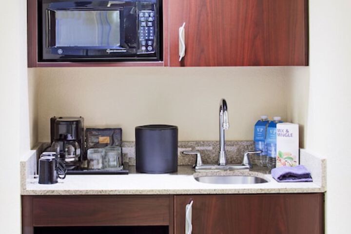 Mini-refrigerator